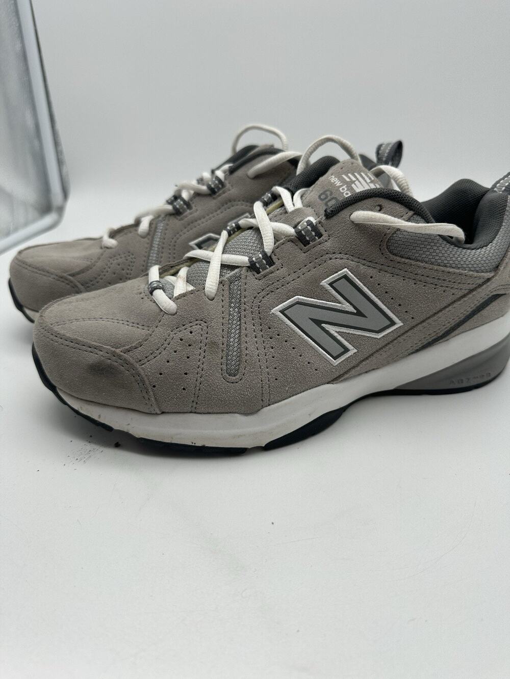 NEW BALANCE 608 Suede Leather Sneakers Men’s Size US 8.5 4E Gray Walking Shoes